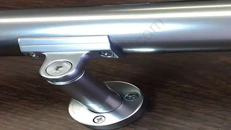 camlı ve profilli alüminyum küpeşte korkuluk sistemi