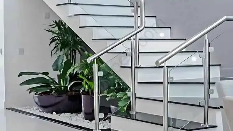 camlı ve profilli alüminyum küpeşte korkuluk sistemi