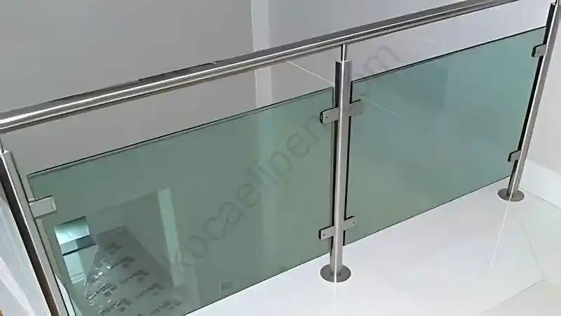 camlı ve profilli alüminyum küpeşte korkuluk sistemleri