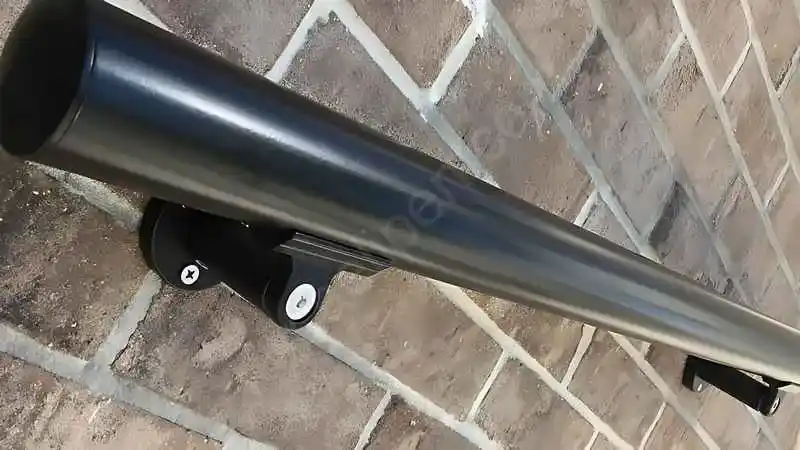 Kocaeli'de bir sitede camlı ve profilli alüminyum küpeşte korkuluk sistemi.