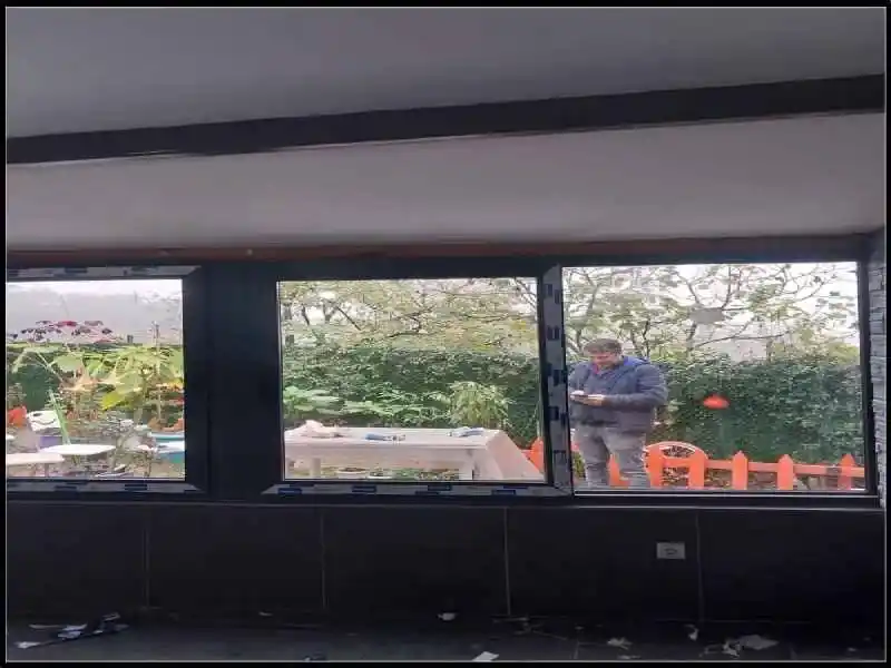 Bağçeşme’de dört kanatlı sürgülü pimapen balkon kapama uygulaması