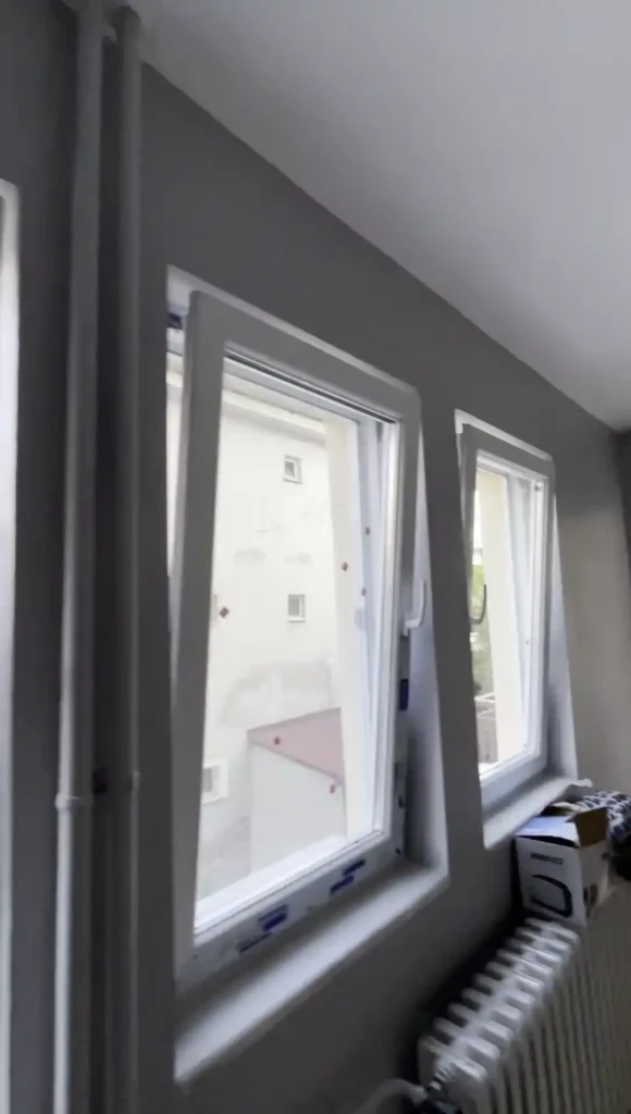 İzmit Kuruçeşme Pimapen Montajı. Öğretmenler Sitesi'nde, Kocaeli PEN ustasının montajını yaptığı, çift açılım mekanizmalı, beyaz ve modern Egepen pimapen pencere.