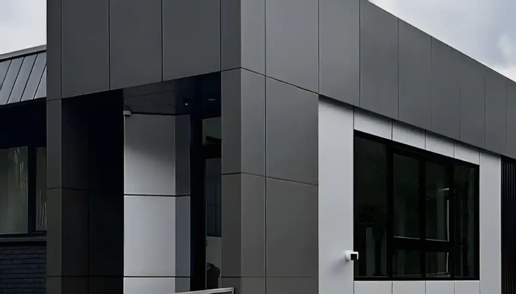 Alüminyum kompozit cephe giydirmenin yalıtım, prestij ve dayanıklılık avantajları