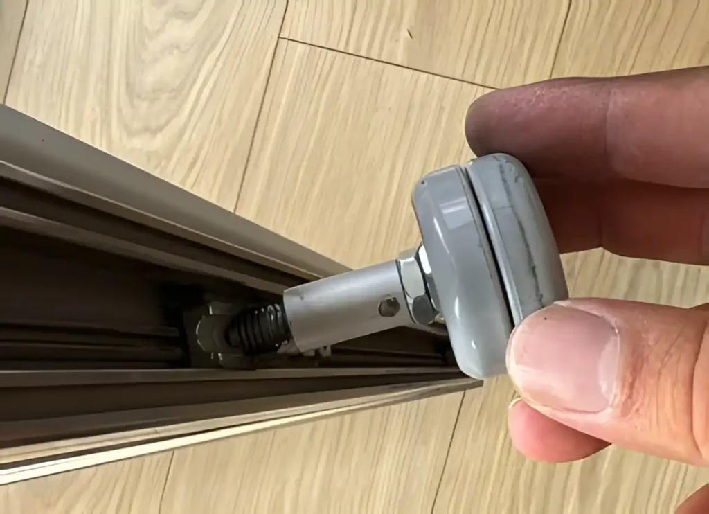 Katlanır Cam Balkon Temizliği ve Kışlık Bakımı